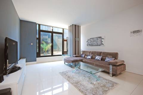 2  bedroom 2 bathroom