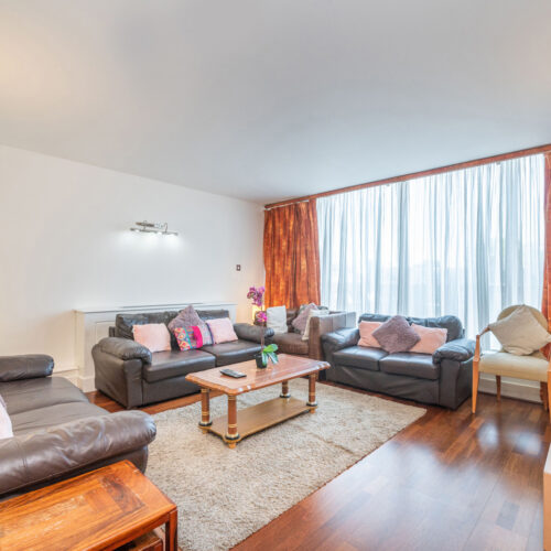 3 Bedroom 3 Bathroom Marathon House